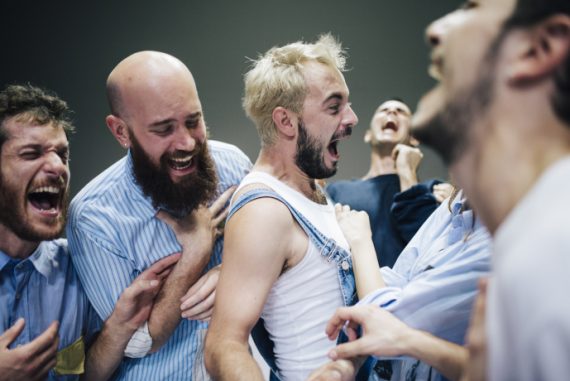 Augusto (photo: Alice Brazzit)|Il momento della consgena del Leone d'Oro a Sciarroni da parte di Paolo Baratta e Marie Chouinard (photo: Rita Borga)|Augusto (photo: Alice Brazzit)