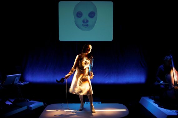 Lus (photo: Luca Del Pia)|Daniele Timpano ed Elvira Frosini (photo: Manuela Giusto)