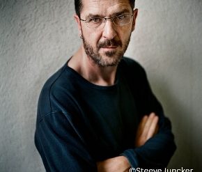 Oskar Gomez Mata|In Tahrir di Muta Imago