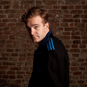 Alex Cedron protagonista di Fuck (Me)n