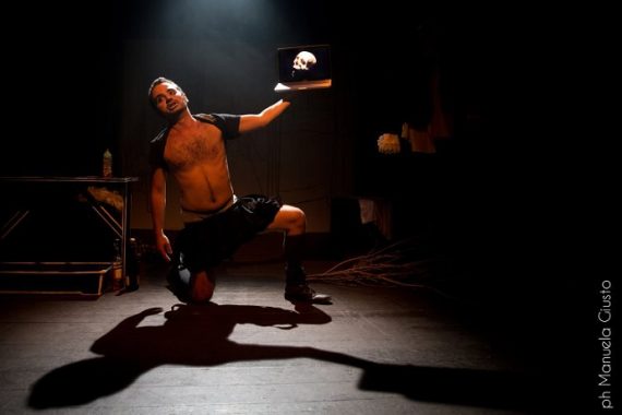 Gabriele Paolocà in Amleto FX (photo: Manuela Giusto)|Photo: Manuela Giusto