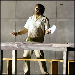 Pippo Delbono|Pippo Delbono in 'Il silenzio' (photo: Jean-Louis Fernandez)|Pippo Delbono in Racconti di Giugno