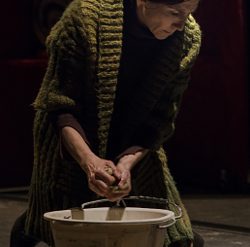 Elsa Bossi in Educazione Siberiana|Nicolai Lilin|John Malkovic in Educazione Siberiana|Luigi Diberti in Educazione Siberiana