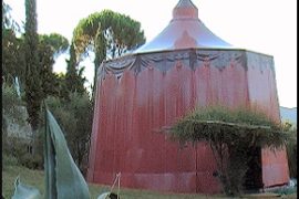 Lo chapiteau a Villa Romana