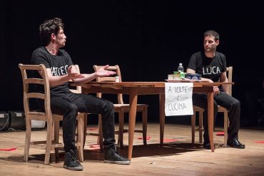 Geppetto e Geppetto di Tindaro Granata apre domani la stagione di Schegge|La conferenza stampa di presentazione della triplice alleanza per Fertili Terreni