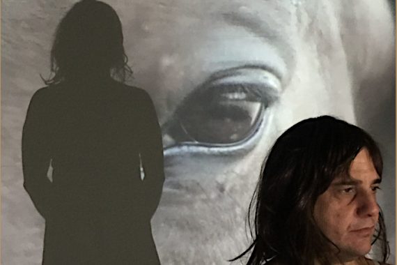 I love my sister (photo: Enzo Cosimi)