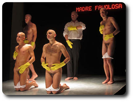 Kronoteatro - Hy mummy_Frutto del ventre tuo (photo: Nicolò Puppo)|La locandina di Primavera dei Teatri 2012|Marco Cavalcoli in Discorso grigio - Fanny & Alexander (photo: Enrico Fedrigoli)