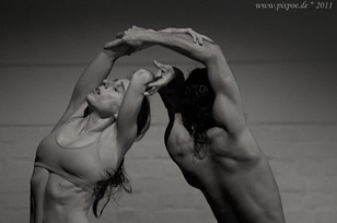 Elisabetta Lauro e César Augusto Cuenca Torres|Le coltri stanche di Tiziana Bolfe