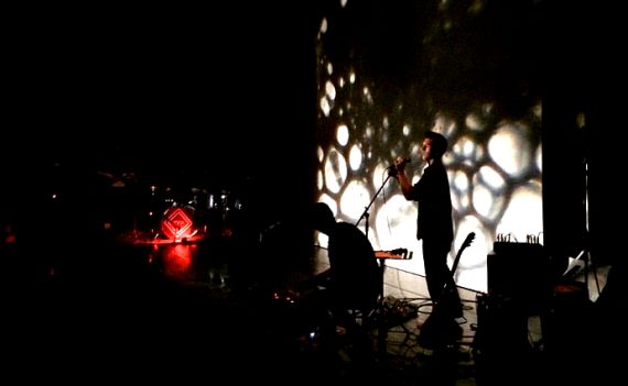 Lumimic|Plastic heroes (photo: Yair Meyuhas)|Hitler secondo Ariel Doron