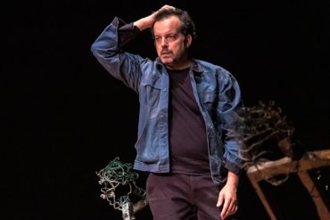 Mario Perrotta (photo: Luigi Burroni)