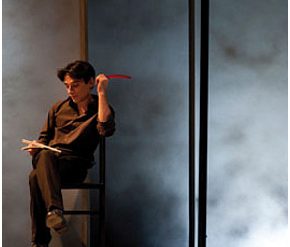 Fausto Paravidino ne Il diario di Maria Pia (photo: teatrofrancoparenti.it)