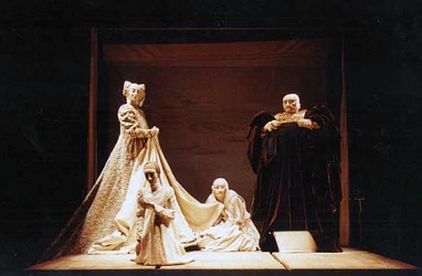 Romeo e Giulietta|L'Amleto del Teatro del Carretto|La Biancaneve del Teatro del Carretto|Giovanna al rogo