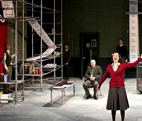 La rosa bianca di Carmelo Rifici