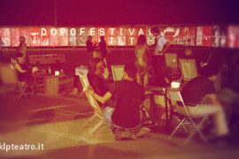 Gli esterni dello Spazio Liviana Conti|Il passatempo preferito di Krapp|Ads - Richard Maxwel / New York City Players (vimeo.com/ps122)|La macchina della verità di Damir Todorović e Valentina Carnelutti|Simona Rossi in Fake for gun no you (photo: santarcangelofestival.com)