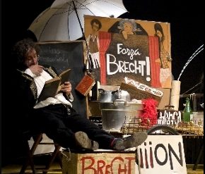Serata Brecht!