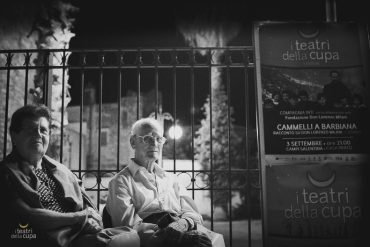 Una serata a I Teatri della Cupa a Campi Salentina (photo: Eliana Manca)|La mostra omaggio a Carmelo Bene (photo: Eliana Manca)|Licia (Lanera) legge le fiabe (photo: Eliana Manca)