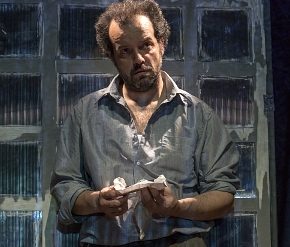 Mario Perrotta è Antonio Ligabue