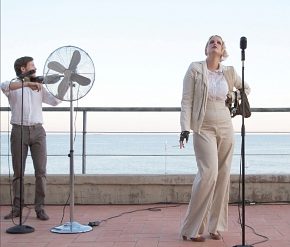 InQuanto Teatro in Volare via dal mondo