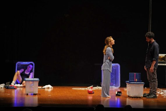 Dammi un attimo (ph: Angelo Maggio)