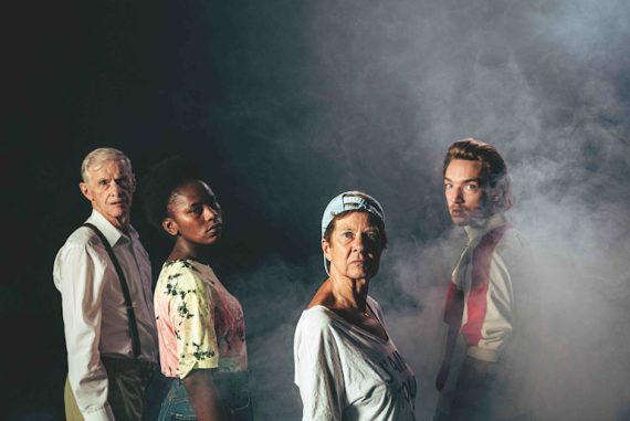 Grief & Beauty (photo: Michiel Devijver)