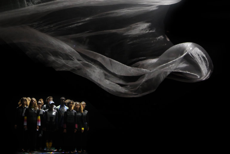 Exit Above (ph: Piero Tauro)