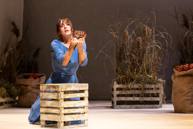 Ambra Angiolini in scena (ph: Laila Pozzo)