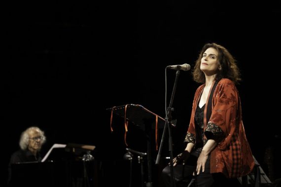 Laura Marinoni in scena (ph: Laila Pozzo)