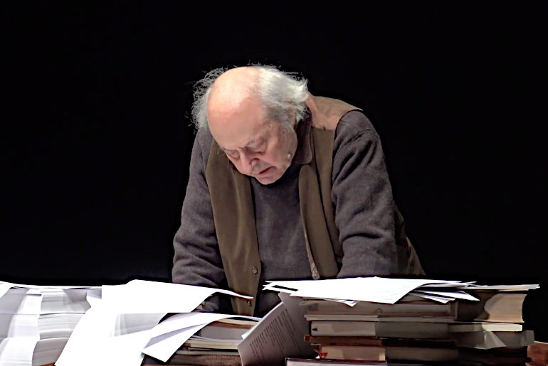 Vittorio Franceschi in scena (ph: Davide Sannia)