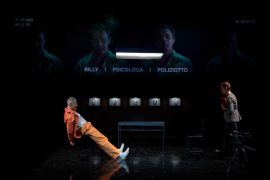 Schegge di memoria disordinata a inchiostro policromo