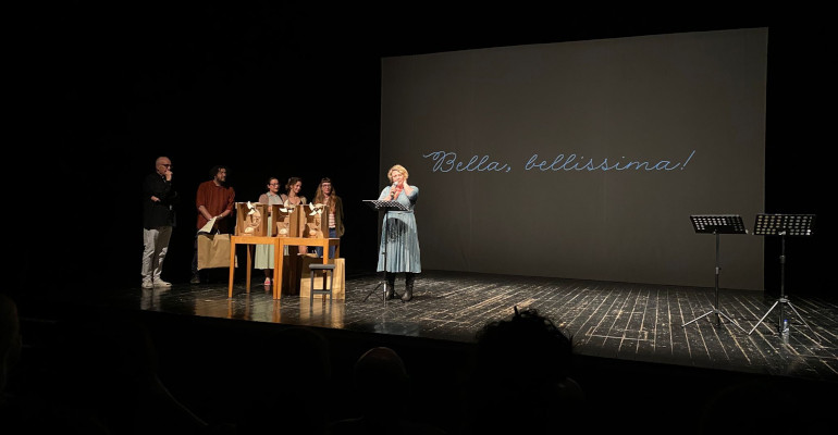 La premiazione per Bella, Bellissima a Nadia Milani