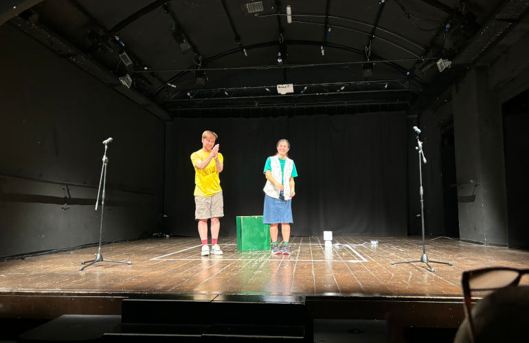 Loris De Luna e Giulia Chiaramonte in Safari (ph: Vincenzo Sardelli)