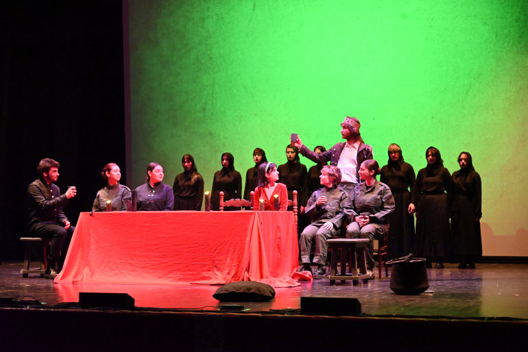 Il Macbeth del Liceo Salvemini di Bari (ph: Pierfrancesco Lorusso)