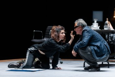 Uno scatto dalle prove di Solness (ph: Luigi De Palma)