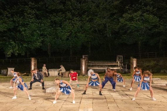 Baccanti (ph: Gianfranco Negri)