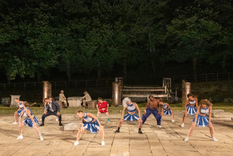 Baccanti (ph: Gianfranco Negri)