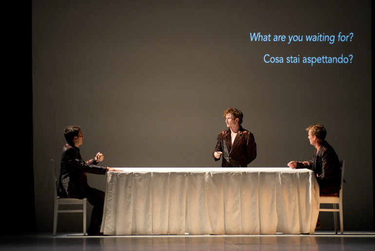 Strangers in the night (ph: Luca Del Pia)