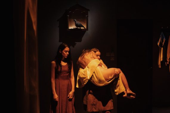 Goodbay Lindita (ph: Theofilos Tsimas)