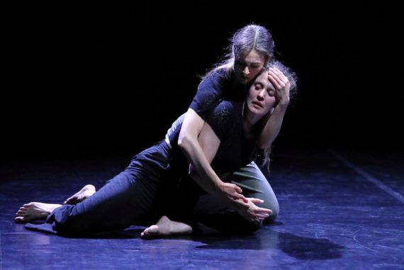 Barbara Carulli con Sara Capanna (ph: Enrico Gallina)