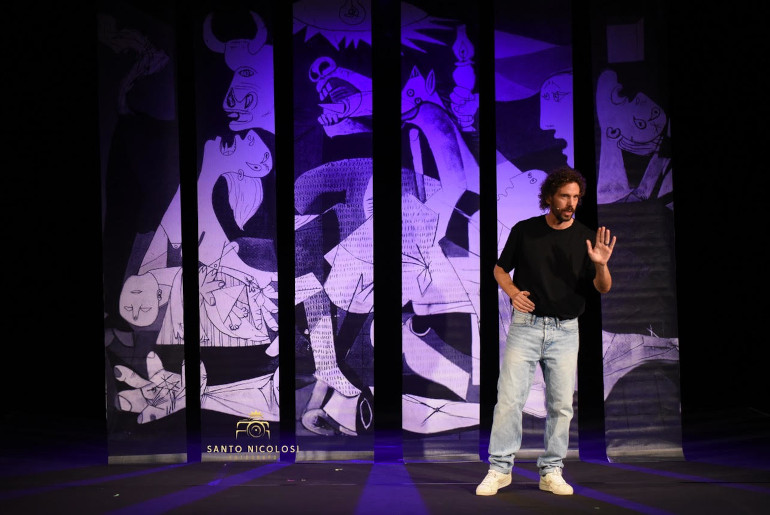 Guernica Bombing (ph: Santo Nicolosi)