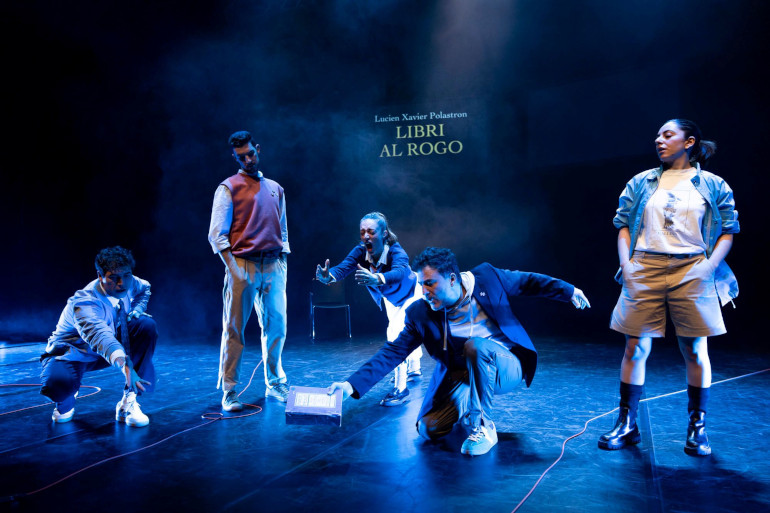 Il fuoco era la cura di Sotterraneo (ph: Masiar Pasquali / Piccolo Teatro di Milano)
