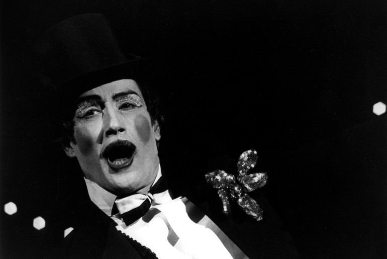 Dettori nell'Opera da tre soldi, 1973 (ph: Luigi Ciminaghi / courtesy of Piccolo Teatro Milano)