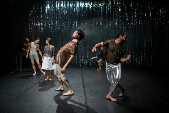 Rise (ph: Andrea Macchia / courtesy Torinodanza Festival)