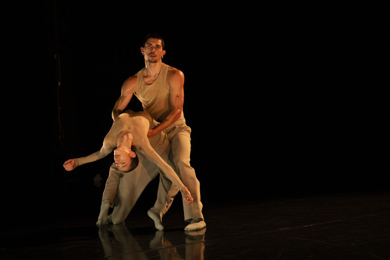 An Echo, A Wave (ph: Alice Vacondio)